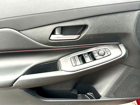 New 2026 Nissan Sentra SR w/ Floor Mat Package FWD image 13