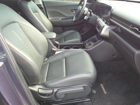 Used 2024 Hyundai Kona Limited AWD/4WD image 15
