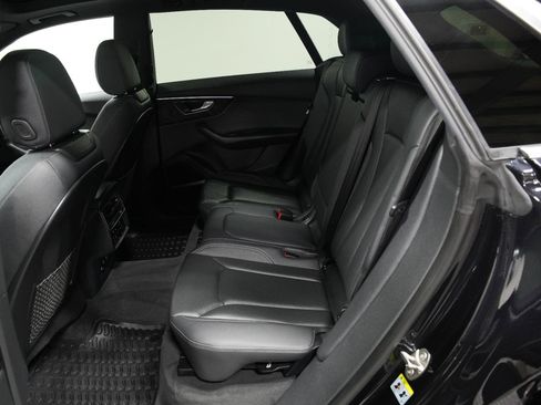 Used 2021 Audi Q8 Premium Plus w/ Premium Plus Package image 20