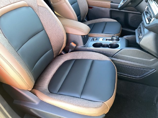 New 2026 Ford Bronco Sport Outer Banks w/ Outer Banks Tech Package+ AWD/4WD image 12