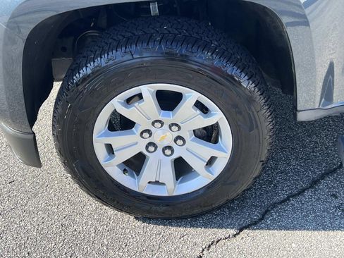 Used 2019 Chevrolet Colorado LT w/ LT Convenience Package image 11