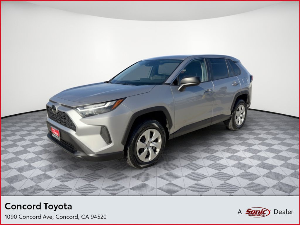 Used 2025 Toyota RAV4 LE AWD/4WD image 1