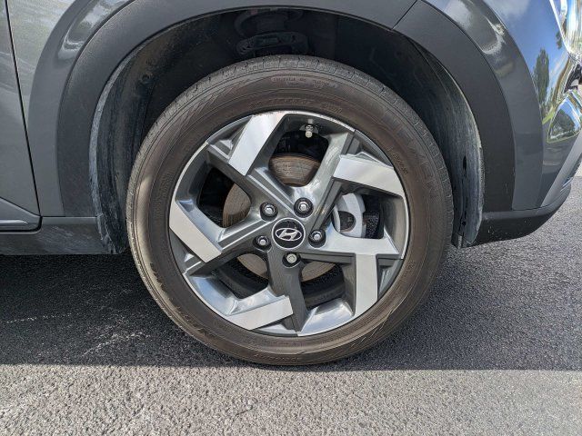 Certified 2024 Hyundai Venue Limited FWD image 11