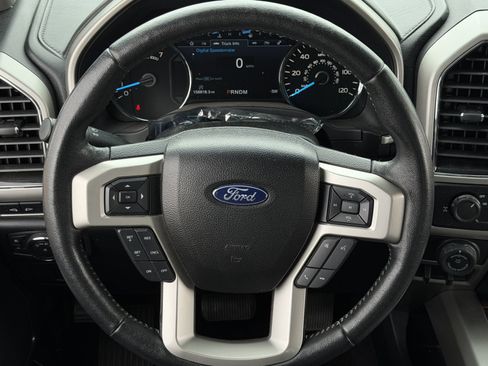 Used 2017 Ford F150 Lariat RWD image 16