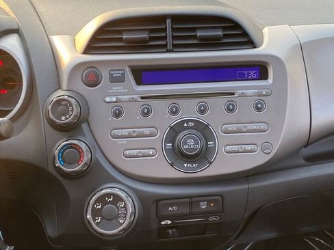 Used 2012 Honda Fit image 12