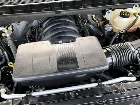 Used 2021 Chevrolet Tahoe Premier RWD image 35