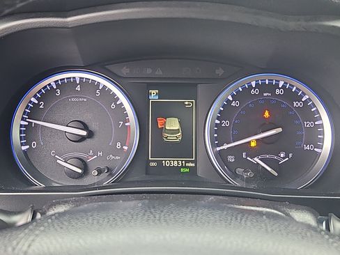 Used 2018 Toyota Highlander XLE image 22