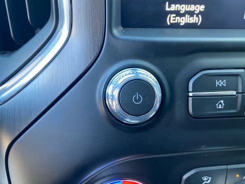 Used 2021 GMC Sierra 1500 AT4 w/ Technology Package image 17