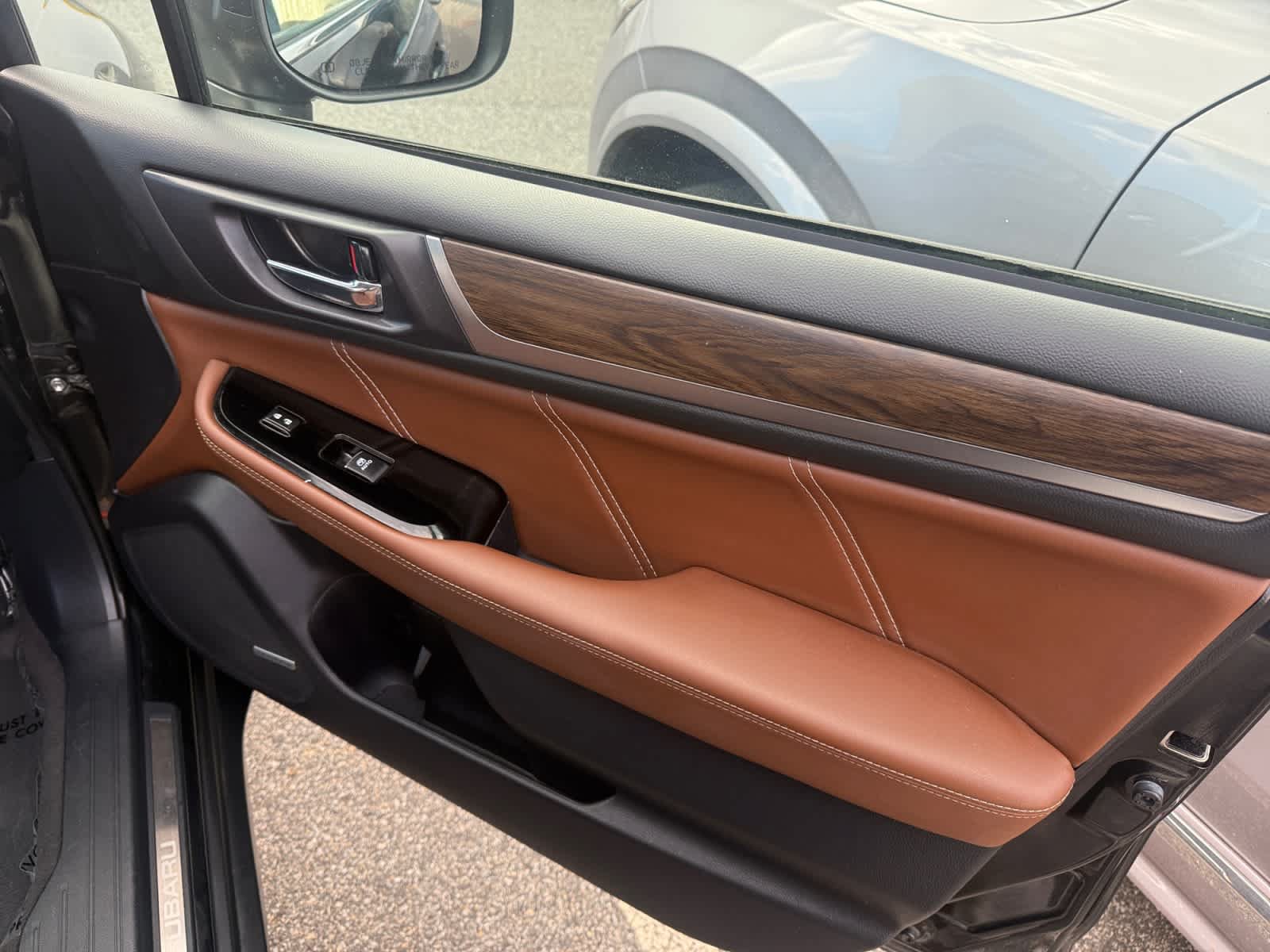 Used 2019 Subaru Outback 2.5i Touring AWD/4WD image 19
