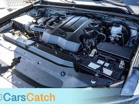 Used 2019 Toyota 4Runner SR5 image 36