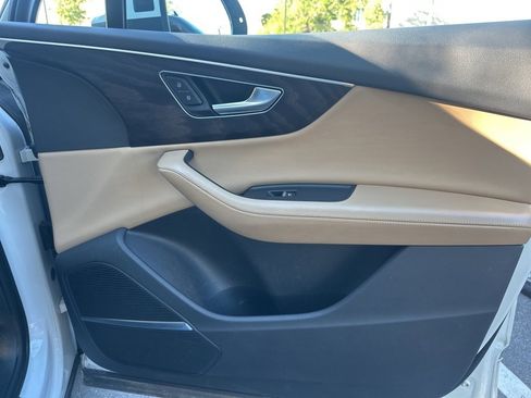 Used 2021 Audi Q7 3.0T Premium Plus image 14