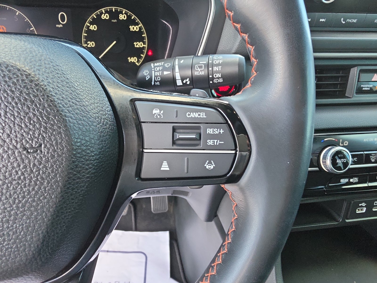 Used 2025 Honda Pilot Sport image 24