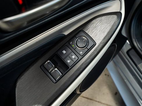 Used 2023 Lexus RC 350 F Sport image 32