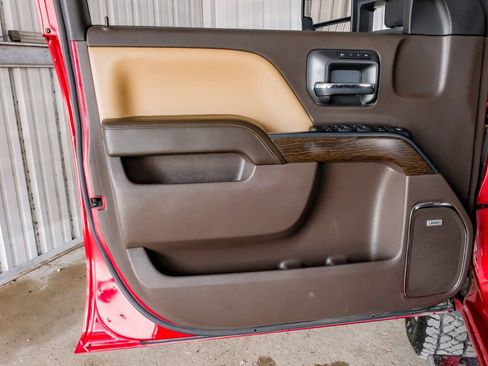 Used 2019 GMC Sierra 3500 Denali w/ Duramax Plus Package AWD/4WD image 42
