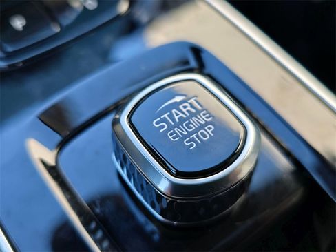 New 2026 Volvo XC90 T8 Ultra w/ Protection Package Premier image 36