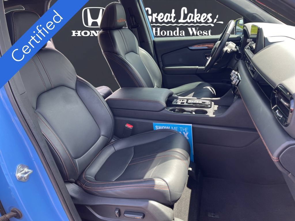 Certified 2025 Honda Pilot TrailSport image 15