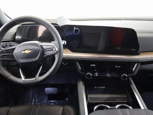 New 2026 Chevrolet Tahoe High Country w/ Sun And Tow Package AWD/4WD image 14