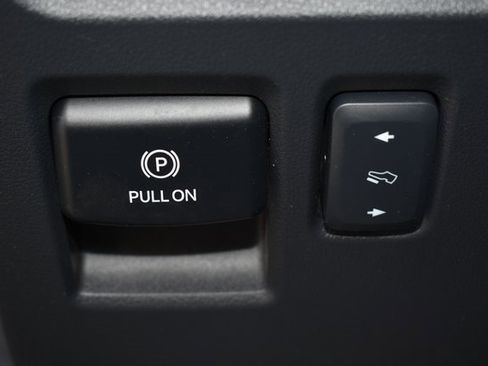 Used 2023 Ford F150 Lariat w/ Equipment Group 502A High image 19