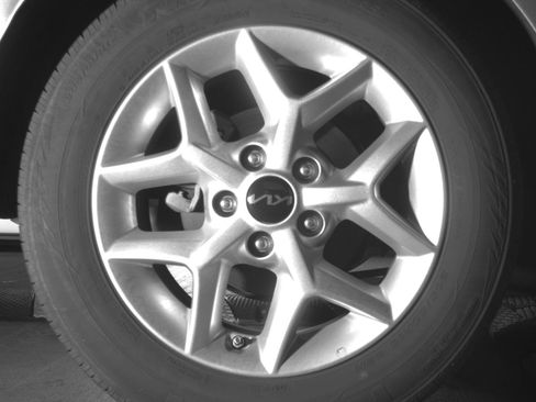 Used 2025 Kia Soul LX w/ LX Technology Package FWD image 22