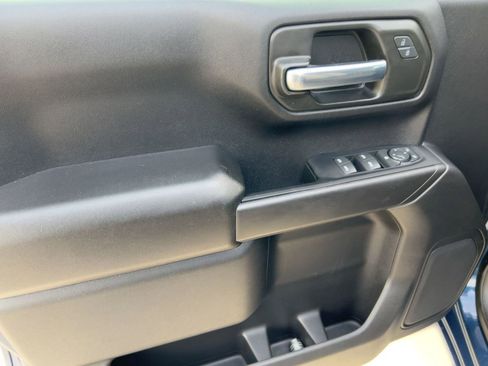 Certified 2022 Chevrolet Silverado 1500 Custom image 12