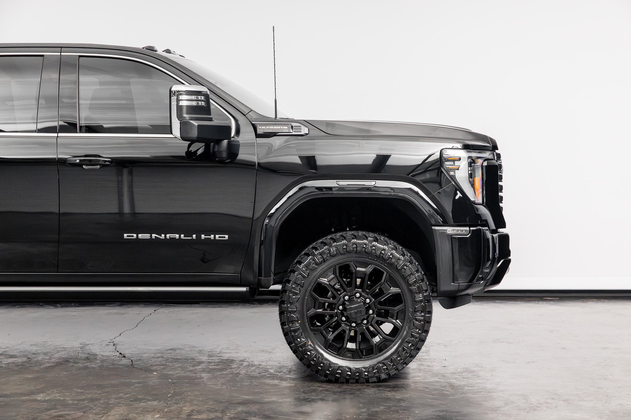 Used 2026 GMC Sierra 2500 Denali Ultimate w/ Max Trailering Package AWD/4WD image 24