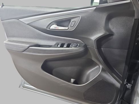 Certified 2025 Buick Envista Preferred w/ Convenience I Package image 31