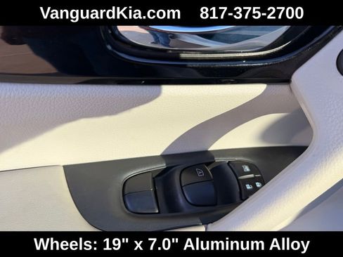 Used 2022 Nissan Rogue Sport SL image 17