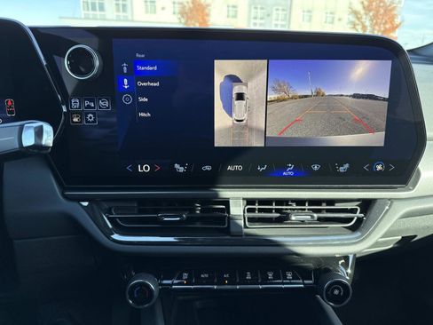 New 2025 Chevrolet Equinox EV RS image 4