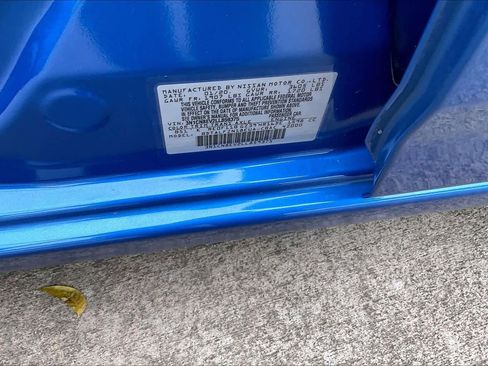 Used 2020 Nissan Versa SV image 33