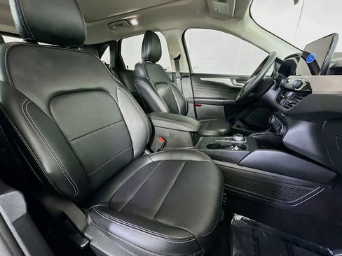 Certified 2022 Ford Escape SEL image 13