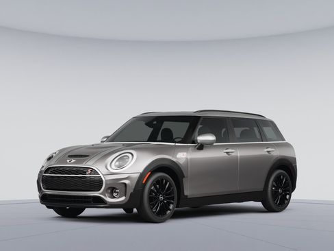 Used 2024 MINI Cooper Clubman S image 1