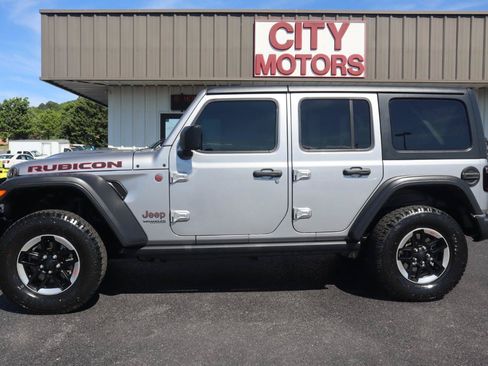 Used 2018 Jeep Wrangler Unlimited Rubicon AWD/4WD image 9