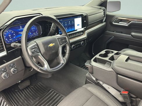 Used 2024 Chevrolet Silverado 1500 LT AWD/4WD image 15