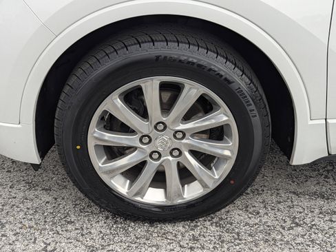 Used 2019 Buick Envision Essence image 38