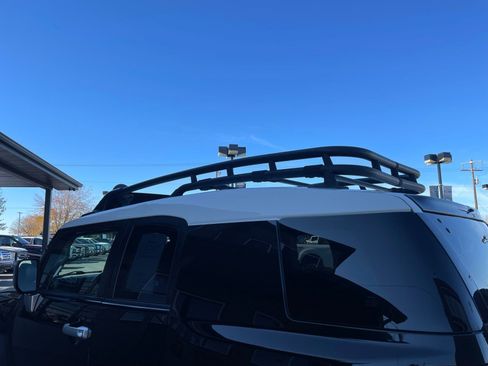 Used 2008 Toyota FJ Cruiser 4WD w/ Upgrade Pkg 2 image 26