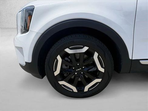 Used 2024 Kia Telluride EX FWD image 20
