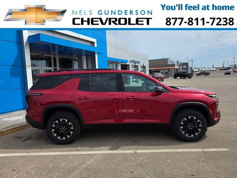 New 2026 Chevrolet Traverse Z71 w/ Driver Confidence Package AWD/4WD image 8