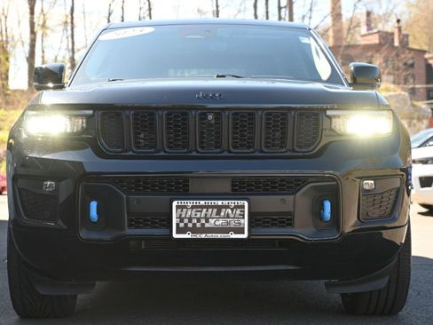 Used 2023 Jeep Grand Cherokee 30th Anniversary AWD/4WD image 10