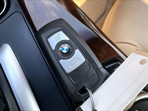 Used 2015 BMW 428i Convertible RWD image 13