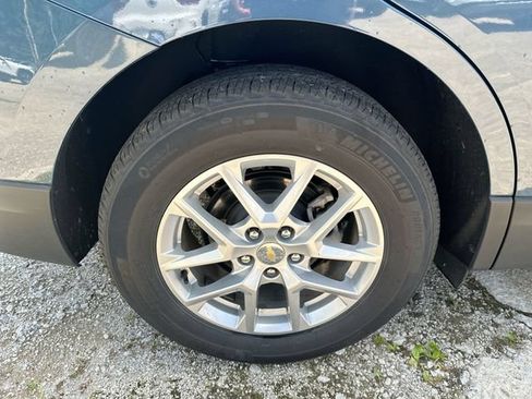 Used 2024 Chevrolet Equinox LT w/ LPO, Floor Liner Package FWD image 47