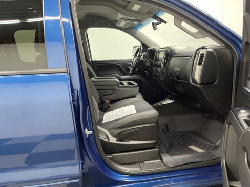 Used 2018 Chevrolet Silverado 1500 LT w/ All Star Edition image 25