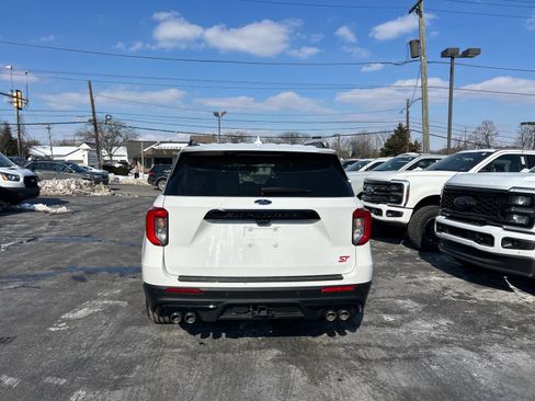 Certified 2022 Ford Explorer ST w/ Equipment Group 401A image 15