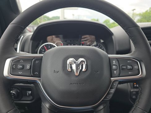 New 2026 RAM 1500 Big Horn AWD/4WD image 19