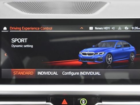 Used 2022 BMW 330i xDrive Sedan w/ M Sport Package AWD/4WD image 38
