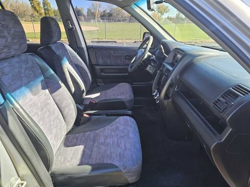 Used 2003 Honda CR-V LX image 39