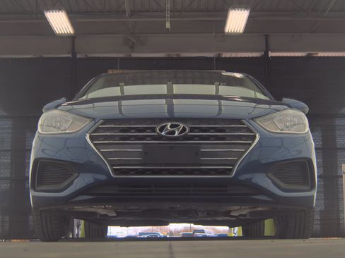 Used 2019 Hyundai Accent SE image 4