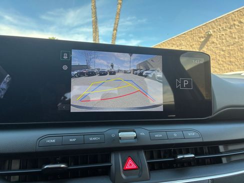 Used 2025 Kia K4 LXS image 23