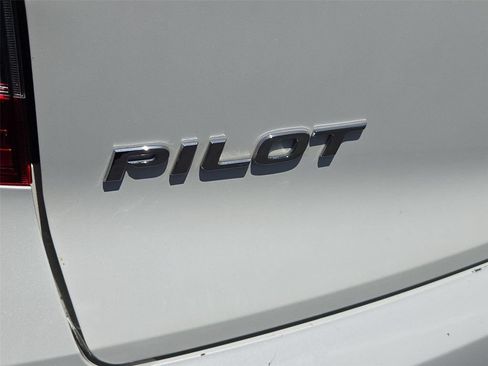 Used 2019 Honda Pilot EX image 22