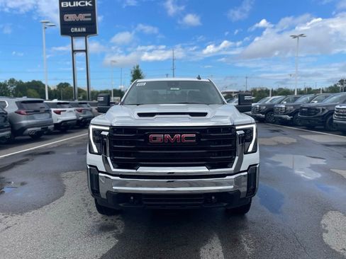 New 2025 GMC Sierra 2500 Pro w/ Convenience Package image 2
