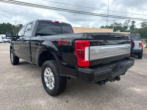 Used 2019 Ford F250 Platinum w/ Platinum Ultimate Package AWD/4WD image 8